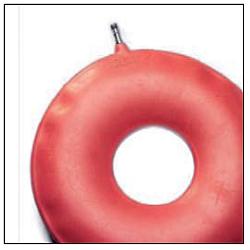 CIAMBELLA PER INVALIDI GONFIABILE IN GOMMA TEAM DELUXE IN SACCHETTO DIAMETRO 43 CM 1 PEZZO - Parafarmacia Mostacciano