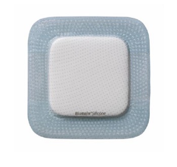 MEDICAZIONE BIATAIN IN SCHIUMA DI POLIURETANO CON BORDO ADESIVO IN SILICONE 10X30 CM 5 PEZZI - Parafarmacia Mostacciano